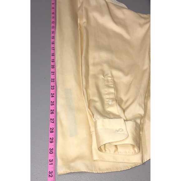 Crazy Horse‎ Dress Shirt Men's Size 17.5 34-35 Pale Yellow Button Up Sateen - Picture 8 of 8